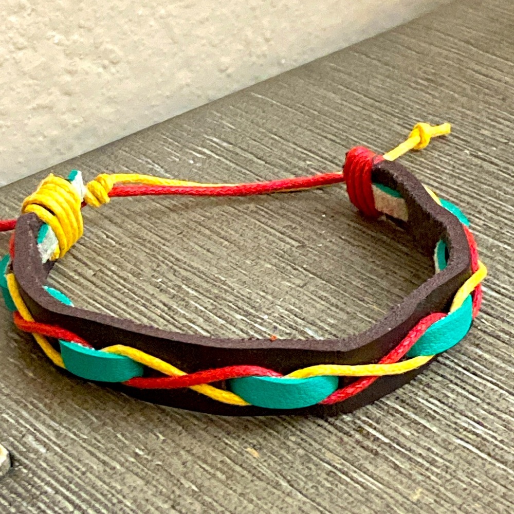 5/$10❤️❤️❤️NEW Vegan Colorful Adjustable Bracelet 6.25”-9.25” inch wrist